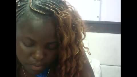 isla_booby online show from November 24, 9:55 am
