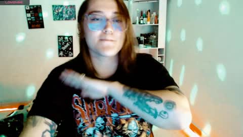 Yiz online show from February 1, 4:03 am