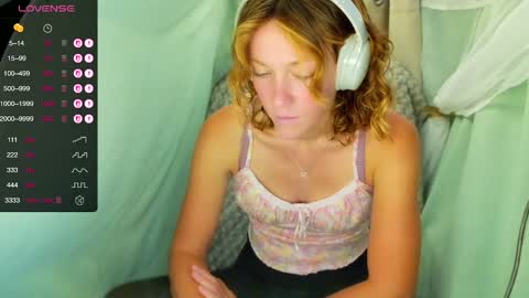 Lily online show from February 27, 10:53 pm