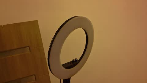 Bea online show from March 30, 1:00 pm