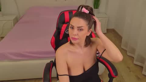 Bea online show from March 28, 10:48 am