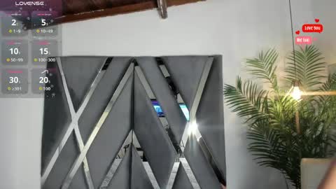 Moon online show from April 12, 11:35 am