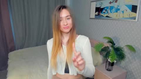 Violet online show from November 20, 7:42 am