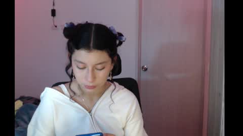 ivonny111 online show from November 26, 7:31 am