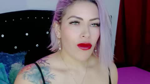 Diana Rojas  online show from March 19, 2:27 am