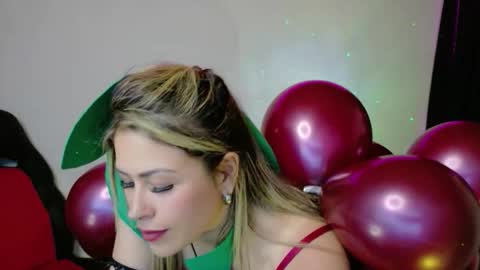 Diana Rojas  online show from October 26, 1:34 am