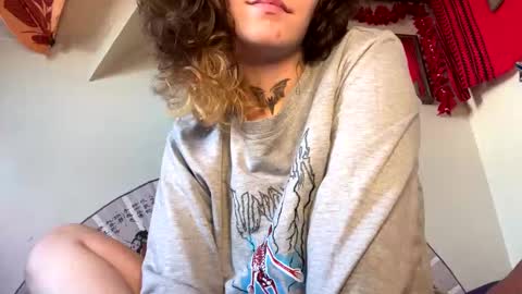 IVY DEVILL online show from June 3, 2:55 pm