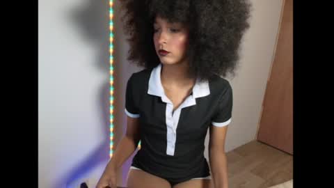 ivylusst online show from June 19, 12:48 am
