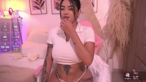 Annie online show from September 30, 4:40 am