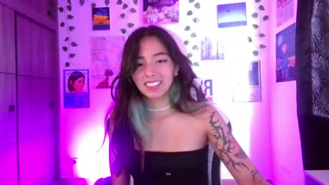 Ivy  online show from April 13, 6:41 pm