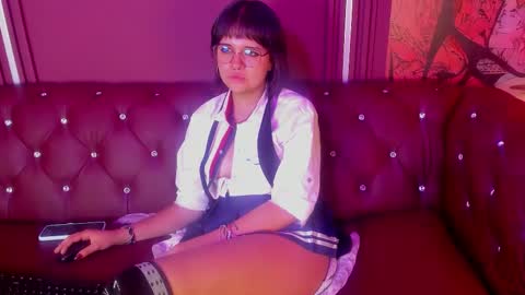 IVY STORM  online show from November 12, 12:41 am