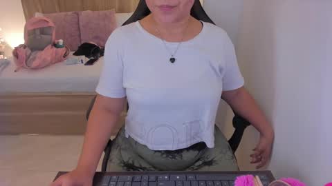 Iza online show from February 7, 7:17 pm