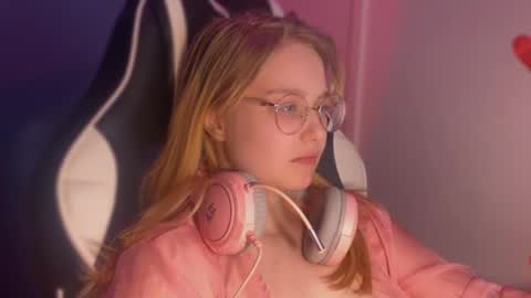 jacywinslat online show from February 15, 11:49 pm