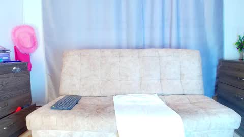  Jade Brunete  online show from November 13, 8:52 pm