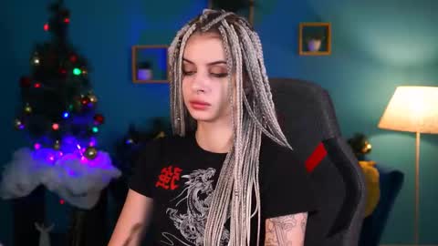 jade_castle online show from December 22, 1:12 am