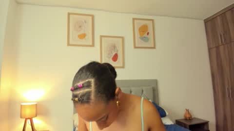 Jade smile online show from October 20, 3:37 pm