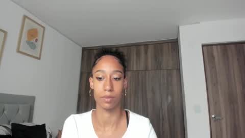 Jade smile online show from September 13, 6:49 pm