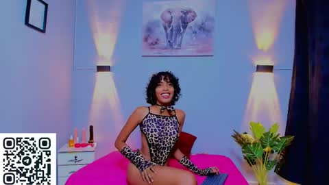 Jade  online show from June 3, 1:56 pm