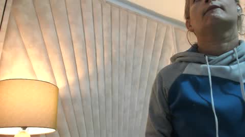 Jade  online show from November 10, 11:38 am