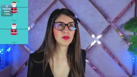 jade white  online show from December 22, 2:42 pm