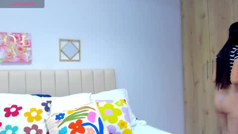 sara online show from February 22, 12:49 am