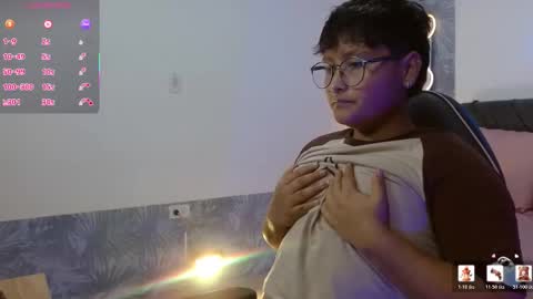 jadeen_tay online show from January 7, 10:57 pm