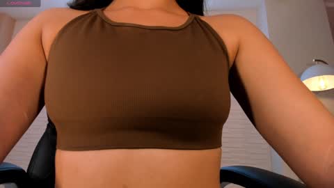 JADE EVANS online show from January 24, 5:42 pm