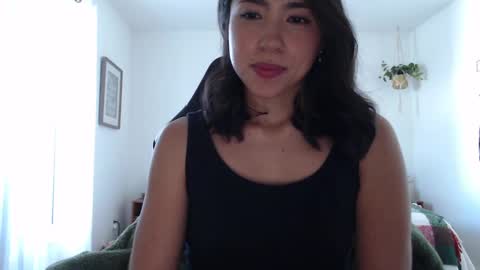 Jade Love online show from December 6, 8:06 pm