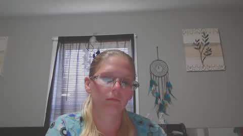 JadeLuv online show from March 28, 4:28 pm