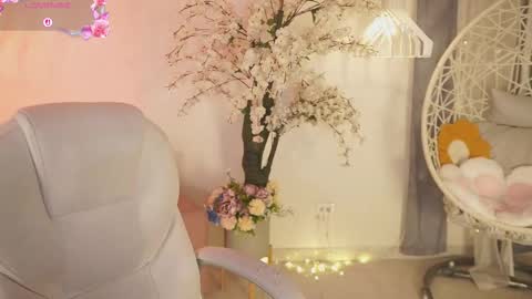 Jade Summer online show from November 27, 11:57 am