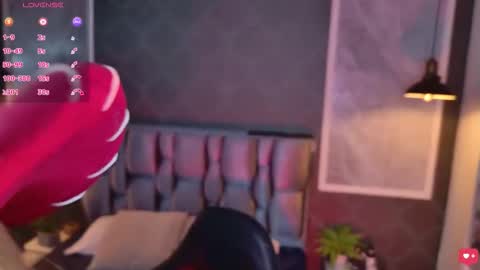 janettejones_ online show from October 15, 3:31 am