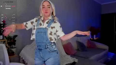 Janice online show from October 8, 2:16 am