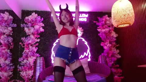 janne online show from November 28, 1:25 pm