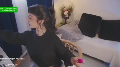   jmaybe e online show from September 25, 3:11 pm