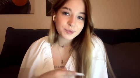 Janni online show from October 16, 4:31 pm