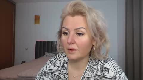 jaqueline88 online show from March 5, 6:44 am