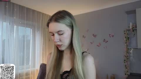 Chloe online show from March 3, 7:14 am