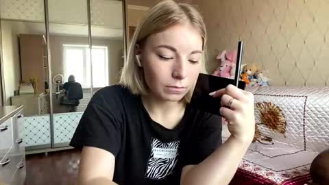 Mira online show from November 8, 8:30 am