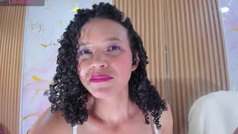 Jazlin  online show from May 25, 2:05 pm
