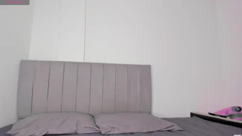 Jazly  online show from June 9, 4:12 am