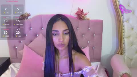 Jazmin  online show from February 5, 7:31 pm