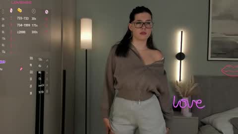 Mira the personal mirage D online show from September 25, 7:34 pm