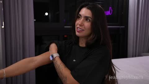 Bianca online show from October 7, 8:02 pm