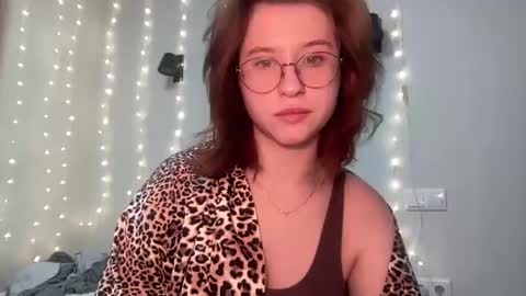 Inna  online show from December 8, 9:02 am