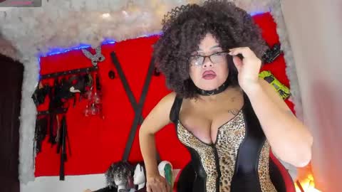 jena_rosse online show from May 17, 10:47 am