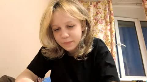 Jessica online show from March 31, 9:31 am