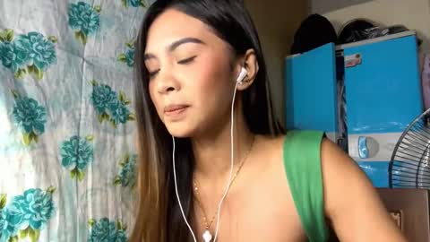 Charlotte online show from March 9, 4:43 pm