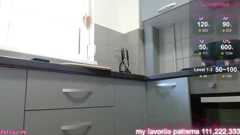 jen online show from October 13, 7:22 am