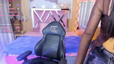 jenna_tay1 online show from May 16, 12:46 am
