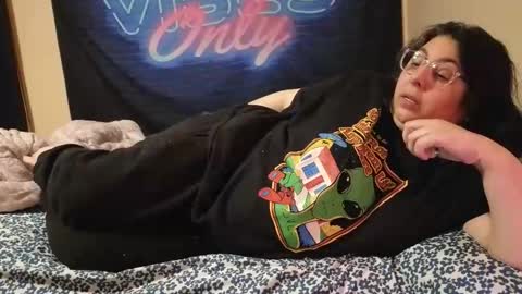  Dragon Queen. Be my Dragon --  and  online show from April 16, 1:39 am